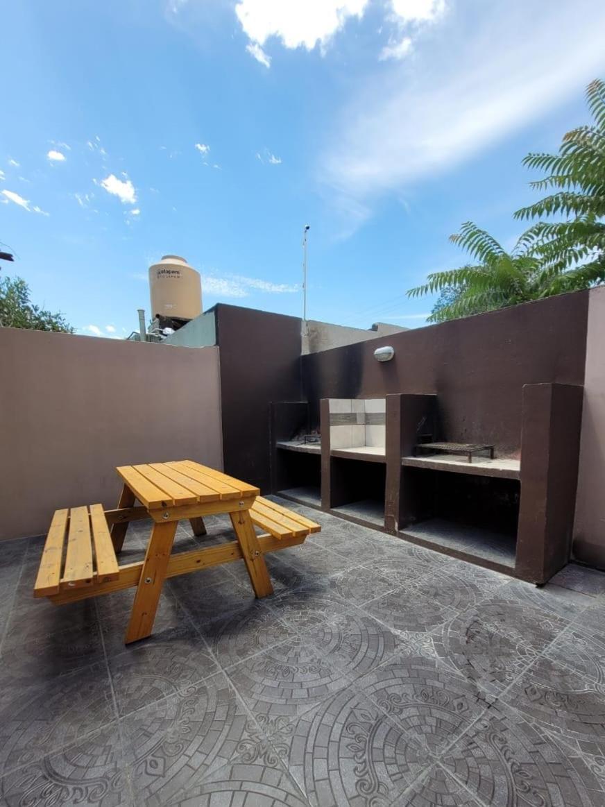 Departamento Estudio 1 Neuquén المظهر الخارجي الصورة